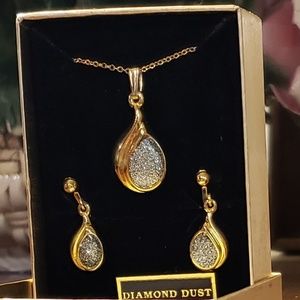 Vintage Ronte of Beverly Hills Druze Pendant, Necklace and Earring Set